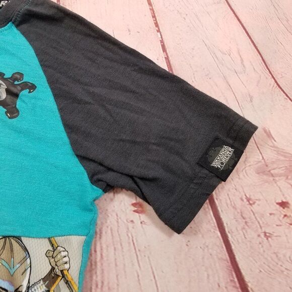 Marvel  Wakanda Forever Avengers shirt M8 - Picture 3 of 3